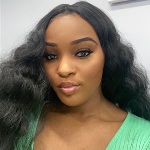 Meet your Posher, Michaela